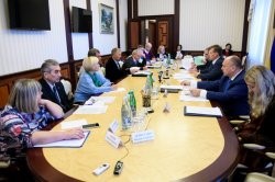 Зустріч профспілок і влади після акції протесту